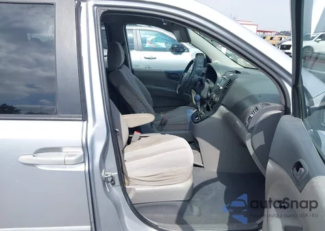 2010 Kia Sedona Lx z USA, uszkodzony, nr VIN KNDMG4C34A6332581